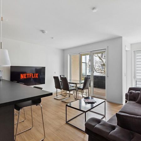 Eindrucksvolle Zwei-Zimmer-Wohnung Mit Balkon Und Grosser Kueche Leipzig Extérieur photo
