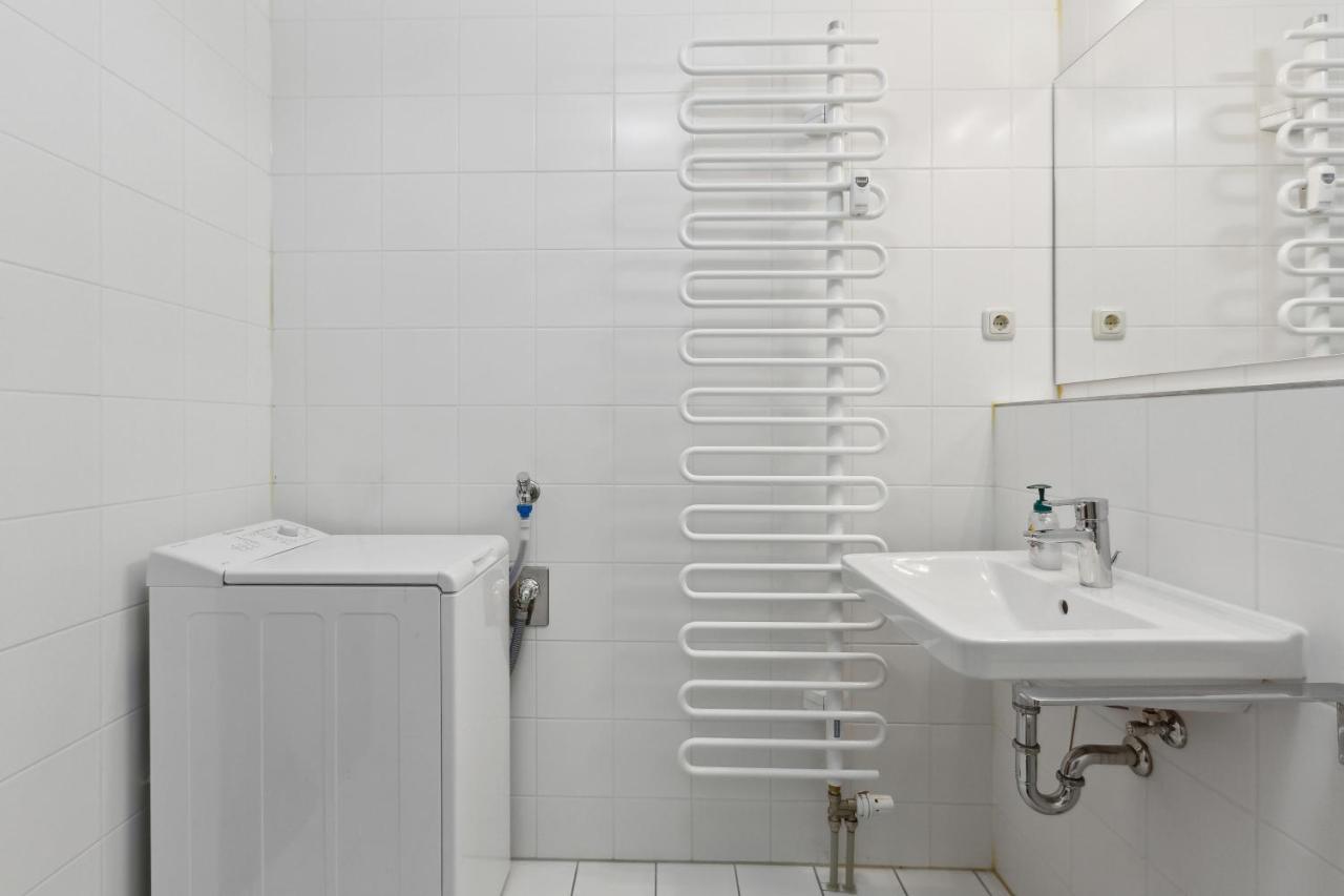 Eindrucksvolle Zwei-Zimmer-Wohnung Mit Balkon Und Grosser Kueche Leipzig Extérieur photo