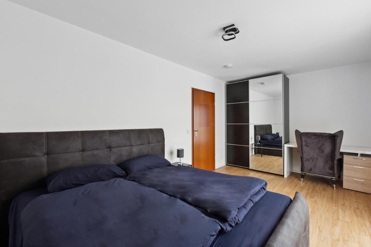 Eindrucksvolle Zwei-Zimmer-Wohnung Mit Balkon Und Grosser Kueche Leipzig Extérieur photo